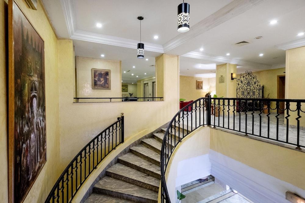 Hotel Ibn Khaldoun Tunis Exterior photo